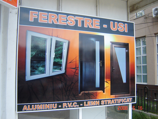 Firme luminoase - FERESTRE USI