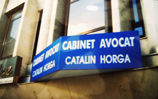 Firme luminoase - CABINET AVOCAT 